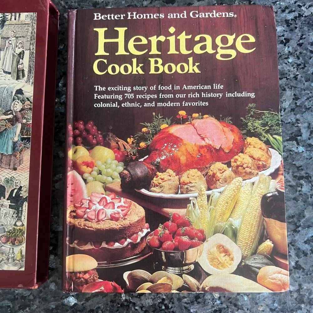Better Homes and Gardens Heritage Cook Book 705 Recipes with Slipcase Vintage